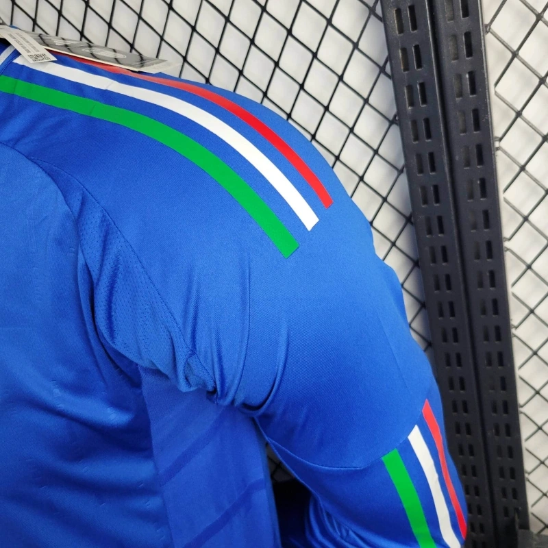 2024 Italy Home Soccer Jersey Player Version Long Sleeve - Image 5