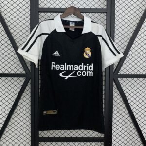 Retro Real Madrid 01/02 Away