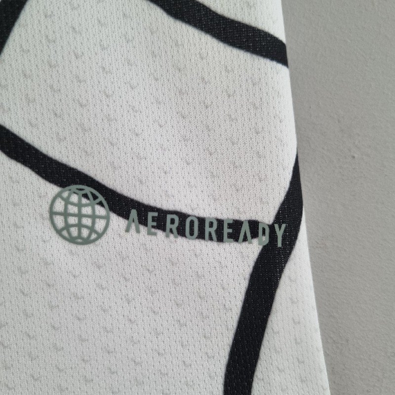 22/23 Real Madrid Chinese Dragon White - Image 6
