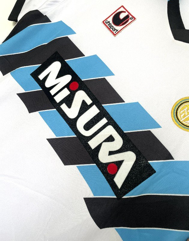 Inter Milan 1990-91 away Retro Soccer Jersey - Image 3