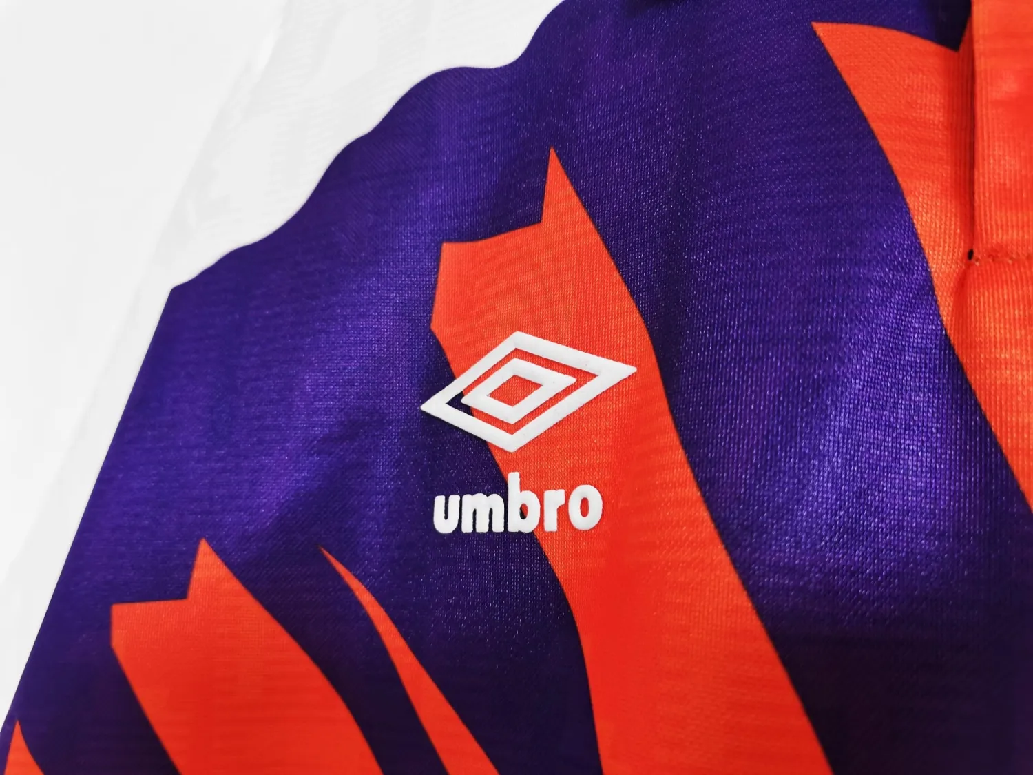1991-93 Wales Home Retro Jersey - Image 4