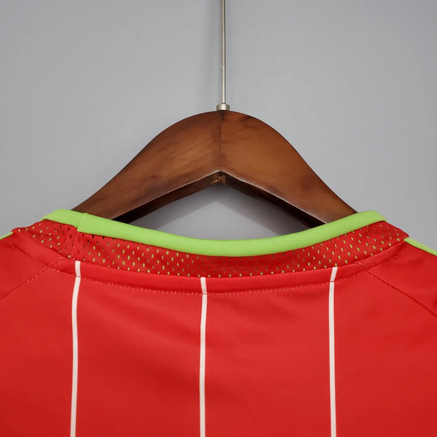15-16 Wales Home Retro Jersey - Image 3