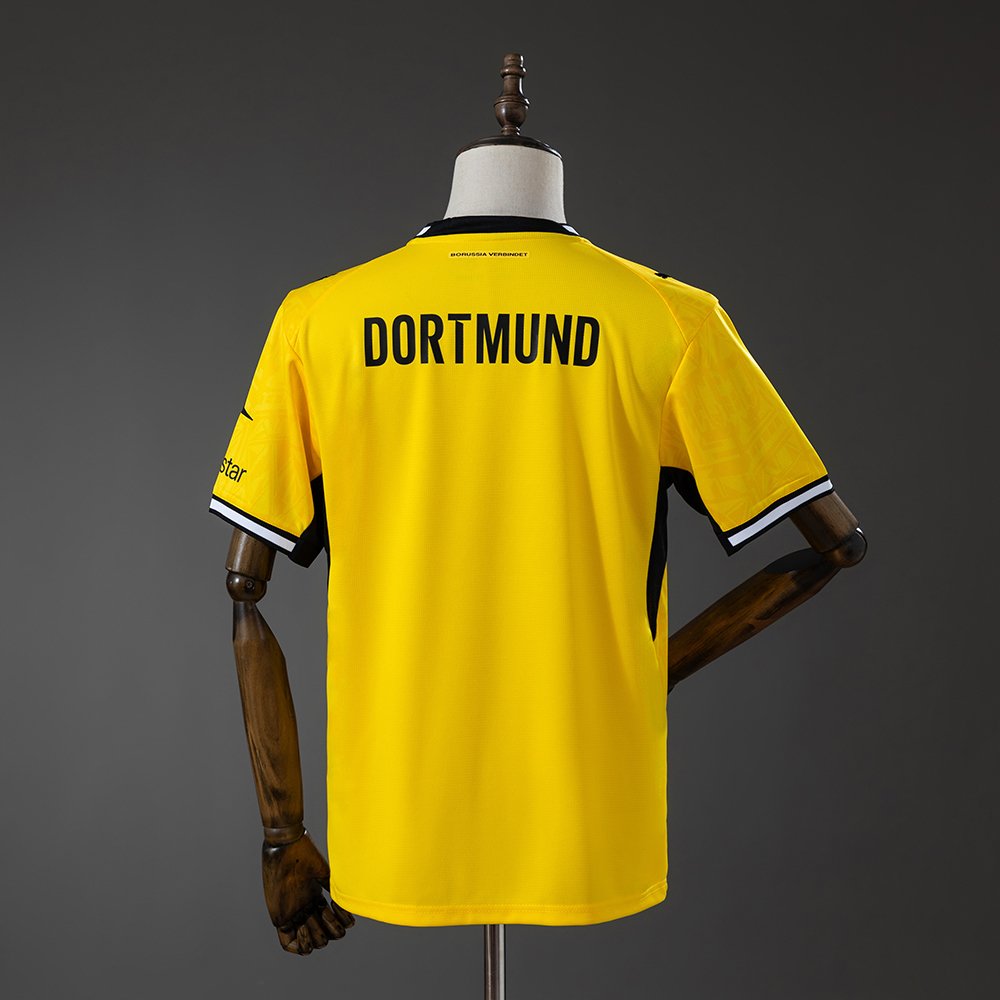 Borussia Dortmund - 26/27 - Home - Image 2