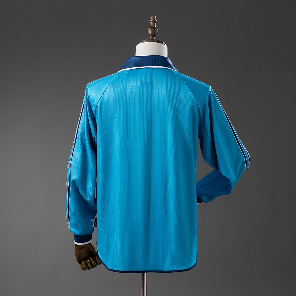 Real Madrid 99/00 Third Away Long-Sleeved Retro Jersey - Image 2