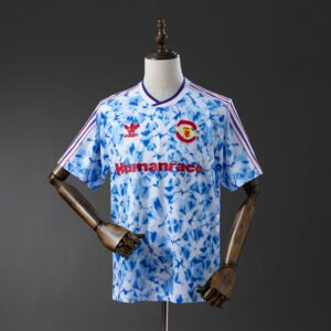 Manchester United - Human Race - Retro Jersey