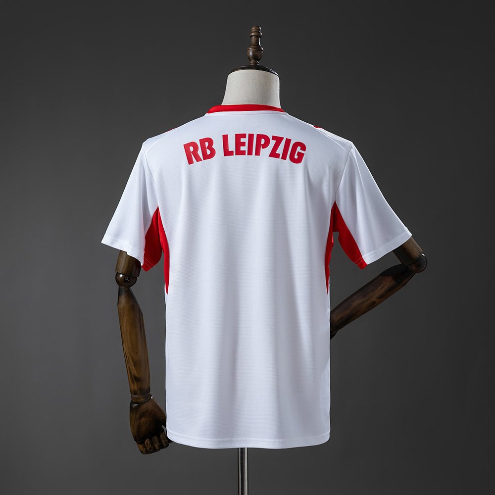 RB Leipzig - 26/27 - Home - Image 2