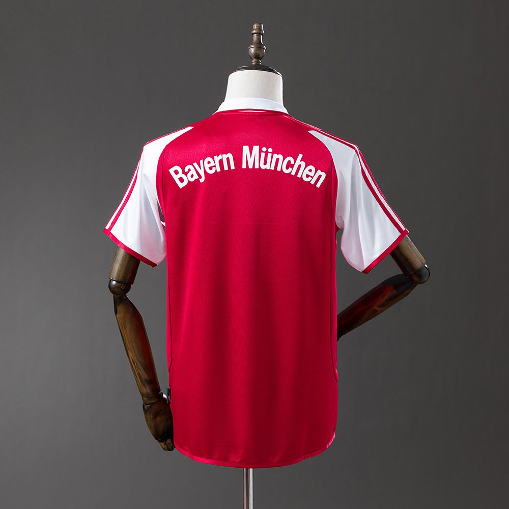 Bayern Munich - 03/04 - Home - Retro Jersey - Image 2