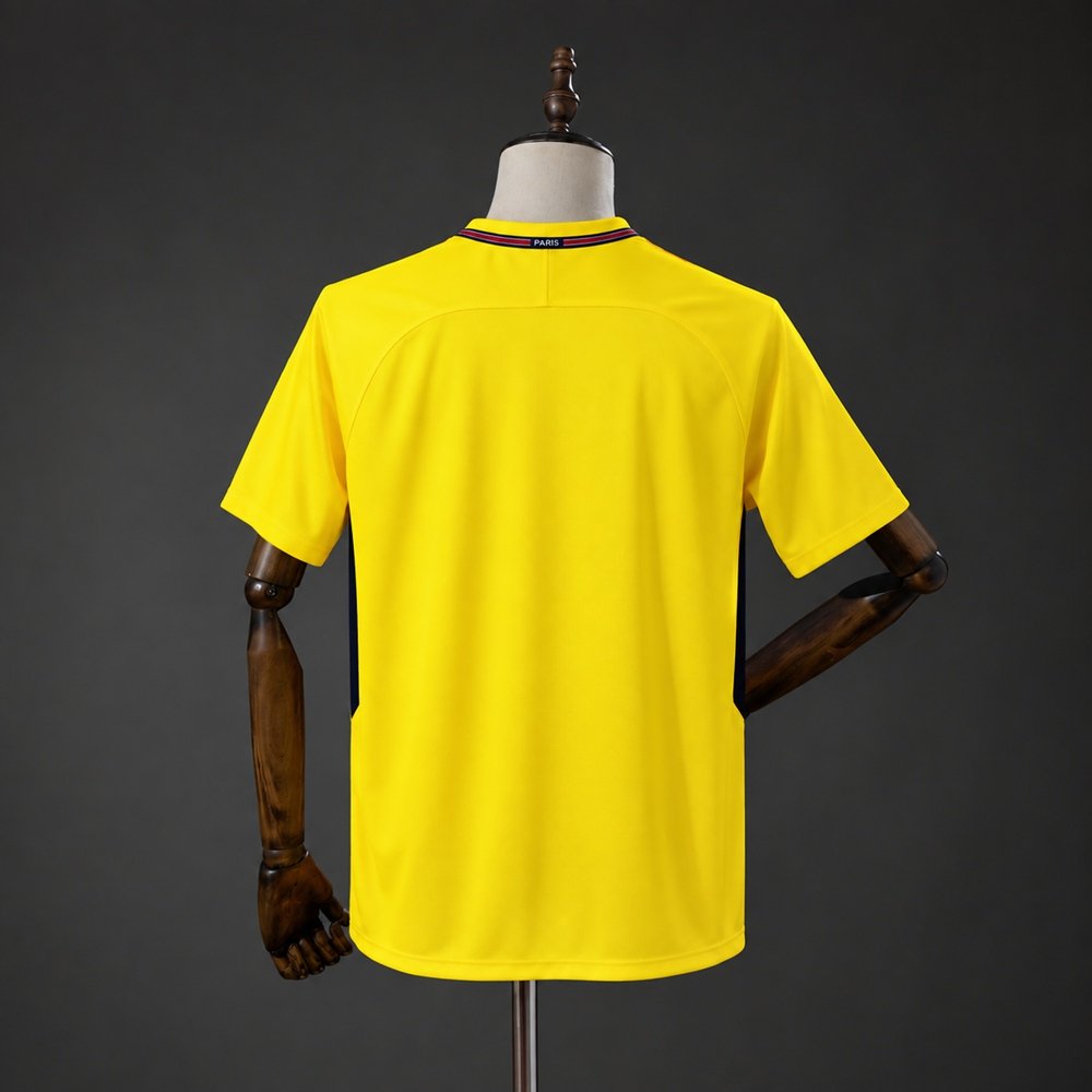 PSG - 17/18 - Away - Image 2
