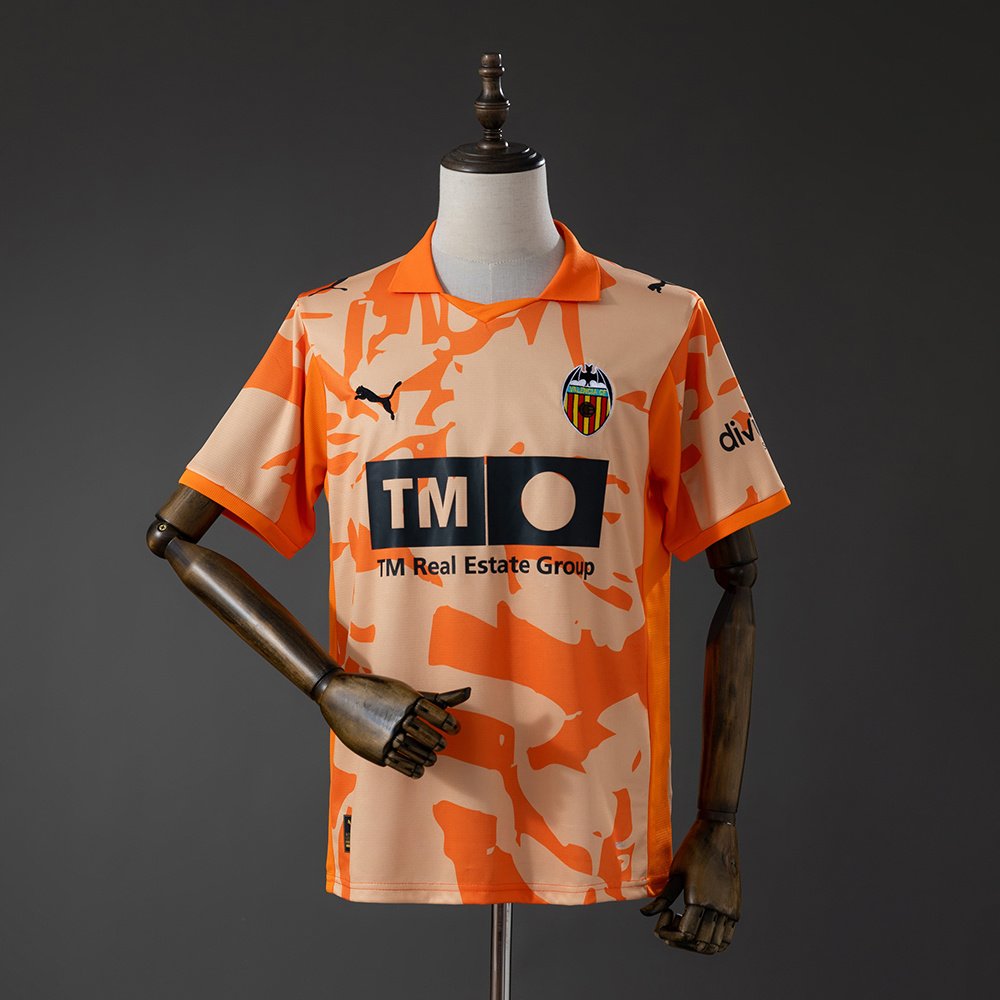 Valencia - 25/26 - Retro Style Jersey