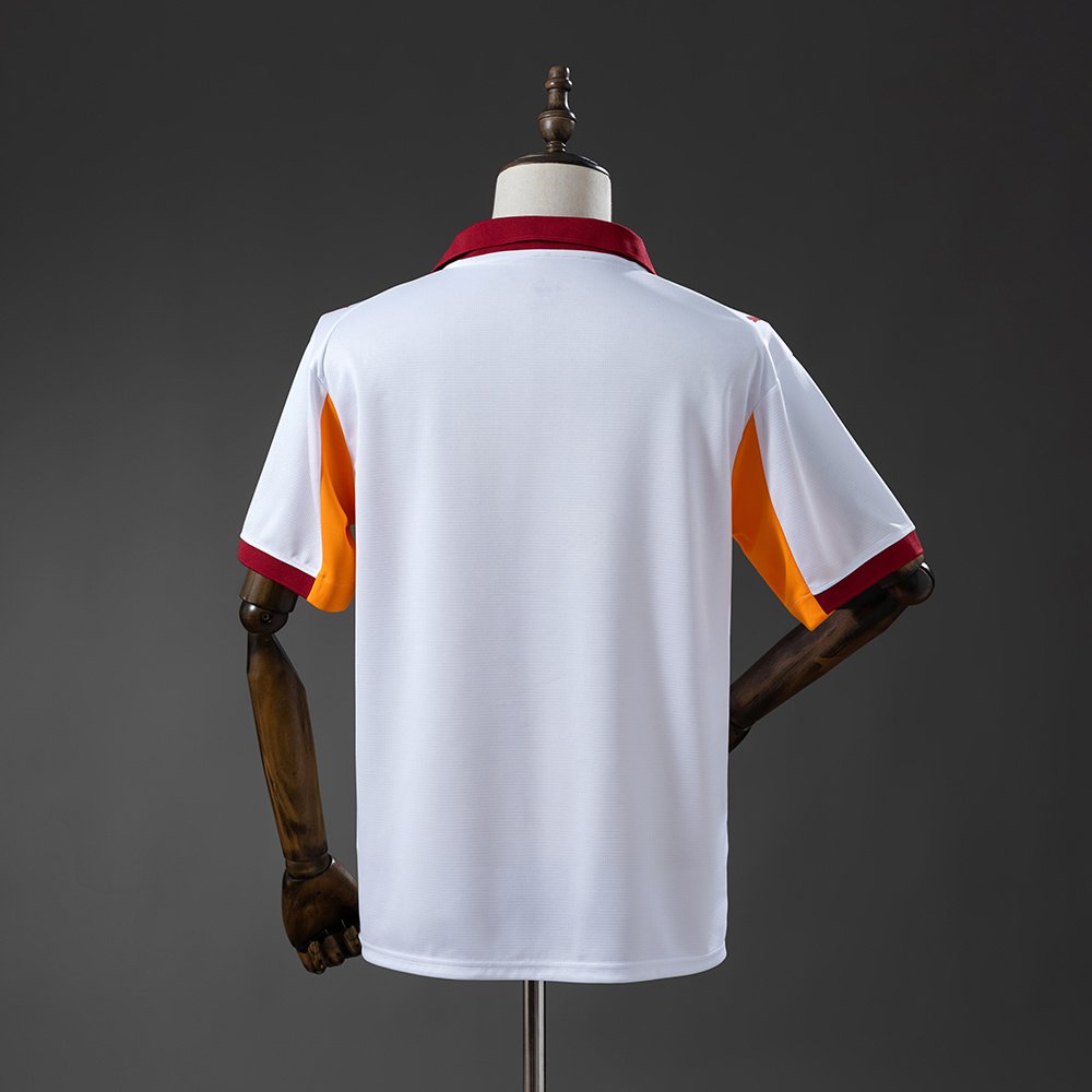 Galatasaray - 25/26 - Away - Image 2