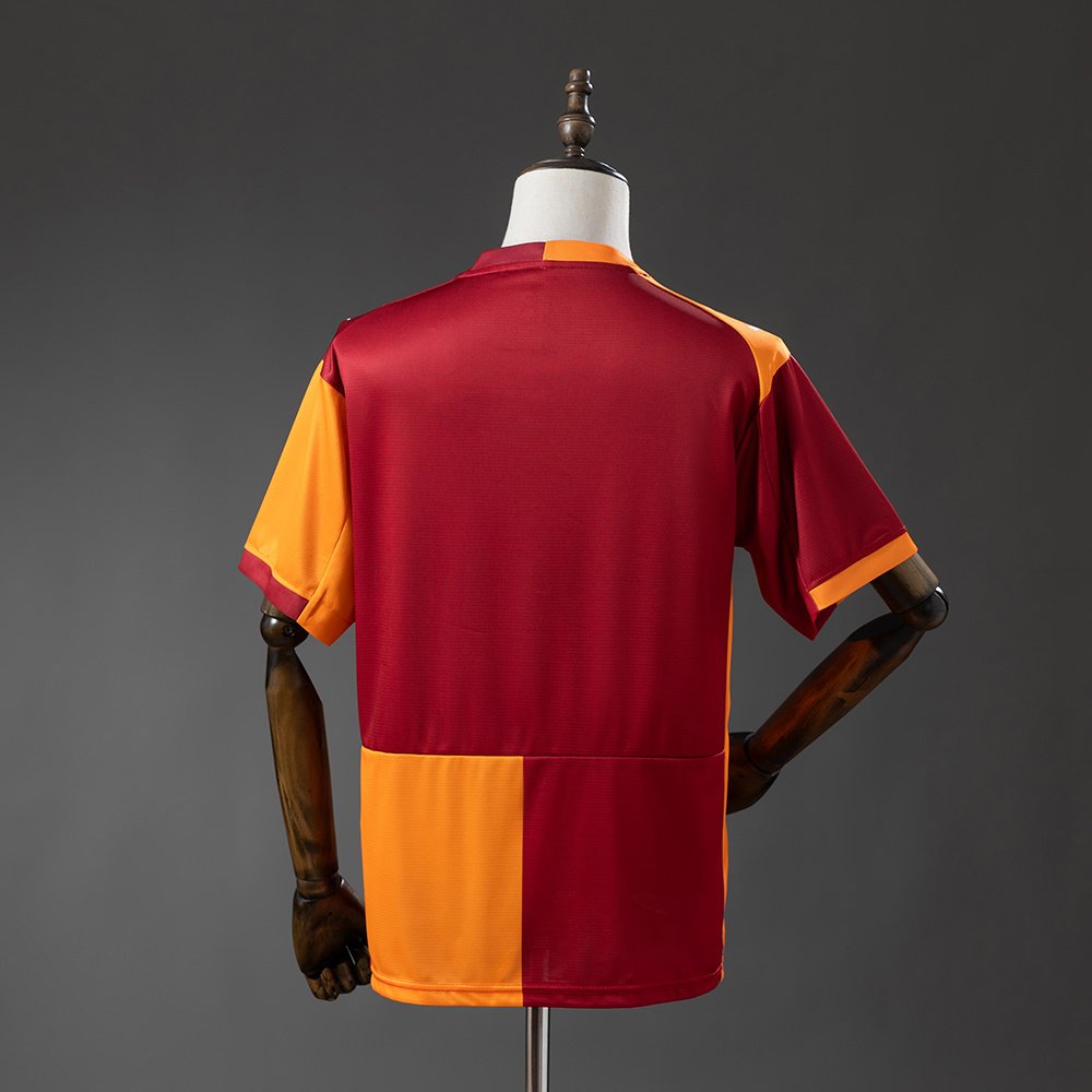 Galatasaray - 25/26 - Home - Image 2