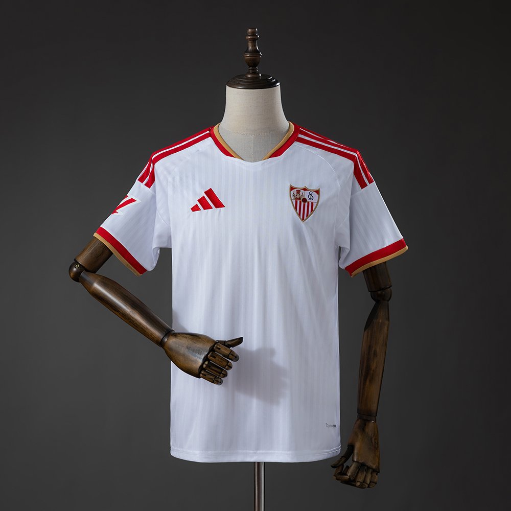Sevilla - 26/27 - Home